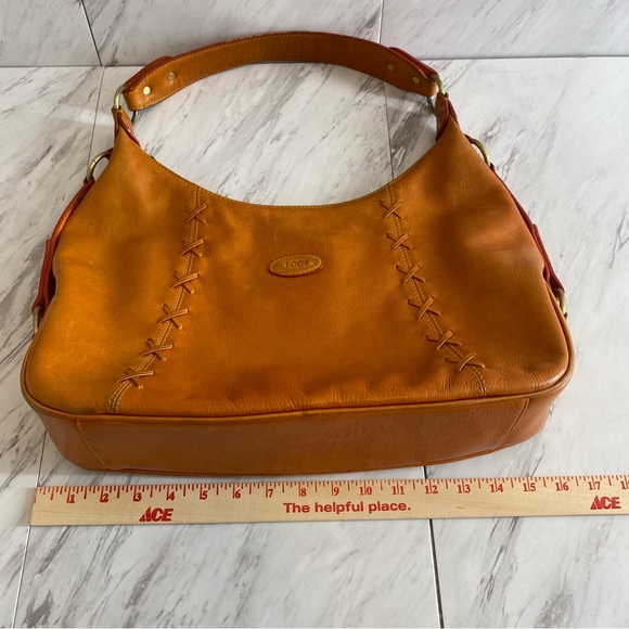 Tod’s hobo style purse all leather camel color - Picture 5 of 16